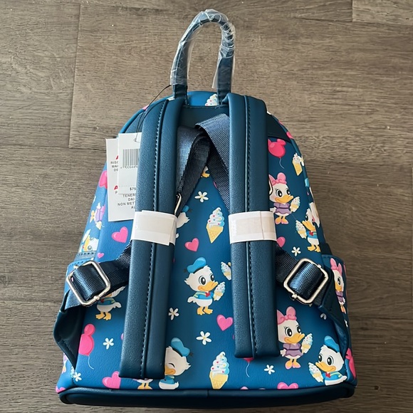 Donald and Daisy Loungefly Mini Backpack - Picture 4 of 4